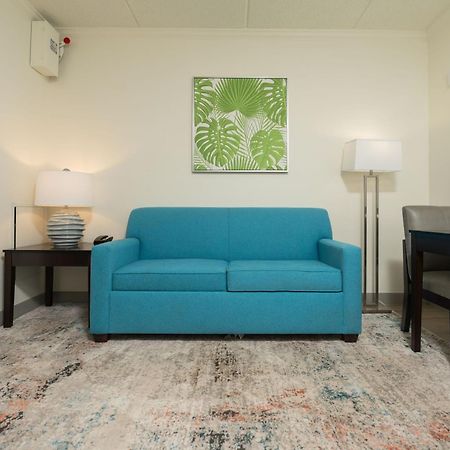 Oasis Bay Suites, Tampa, Busch Gardens, Usf ภายนอก รูปภาพ