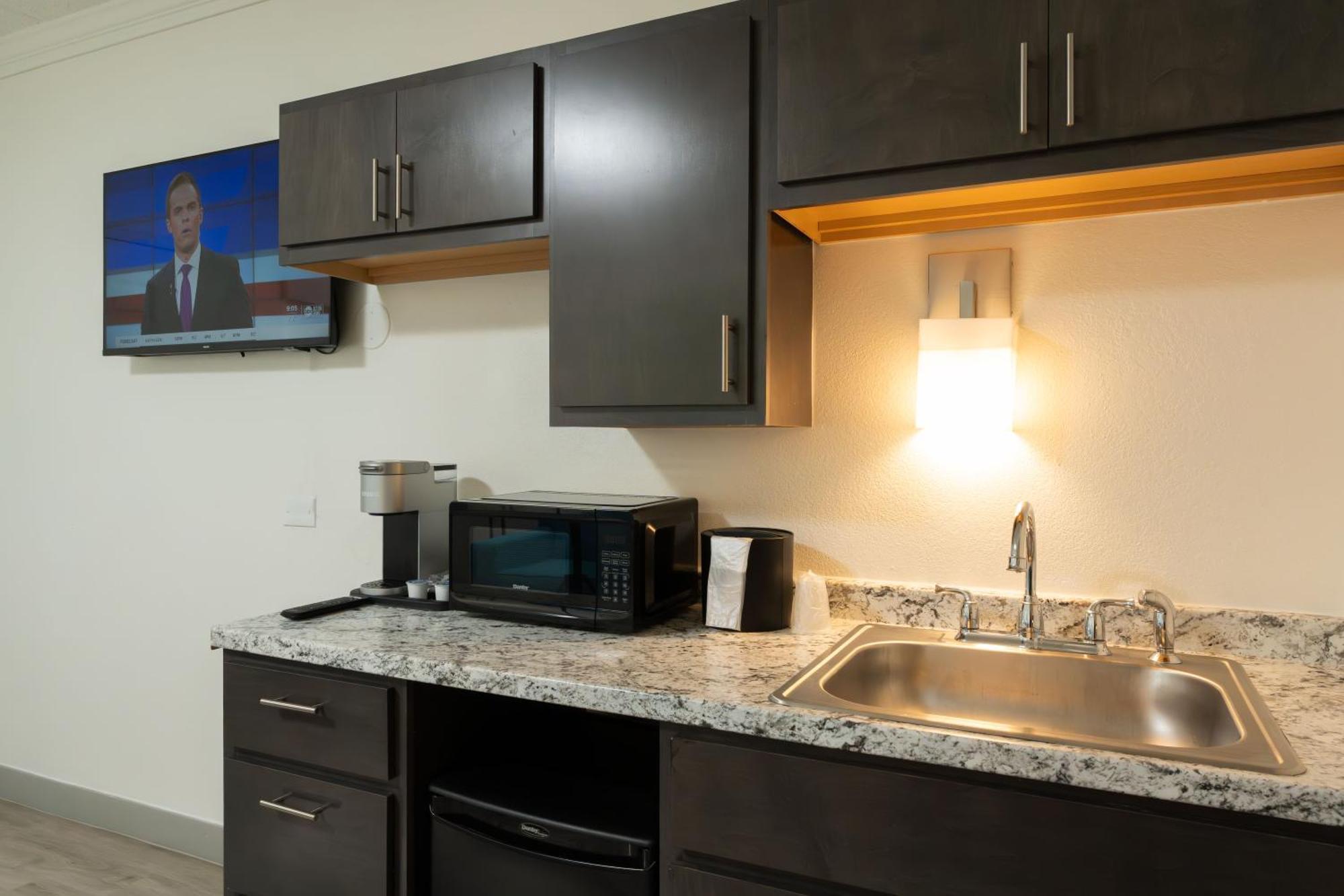 Oasis Bay Suites, Tampa, Busch Gardens, Usf ภายนอก รูปภาพ