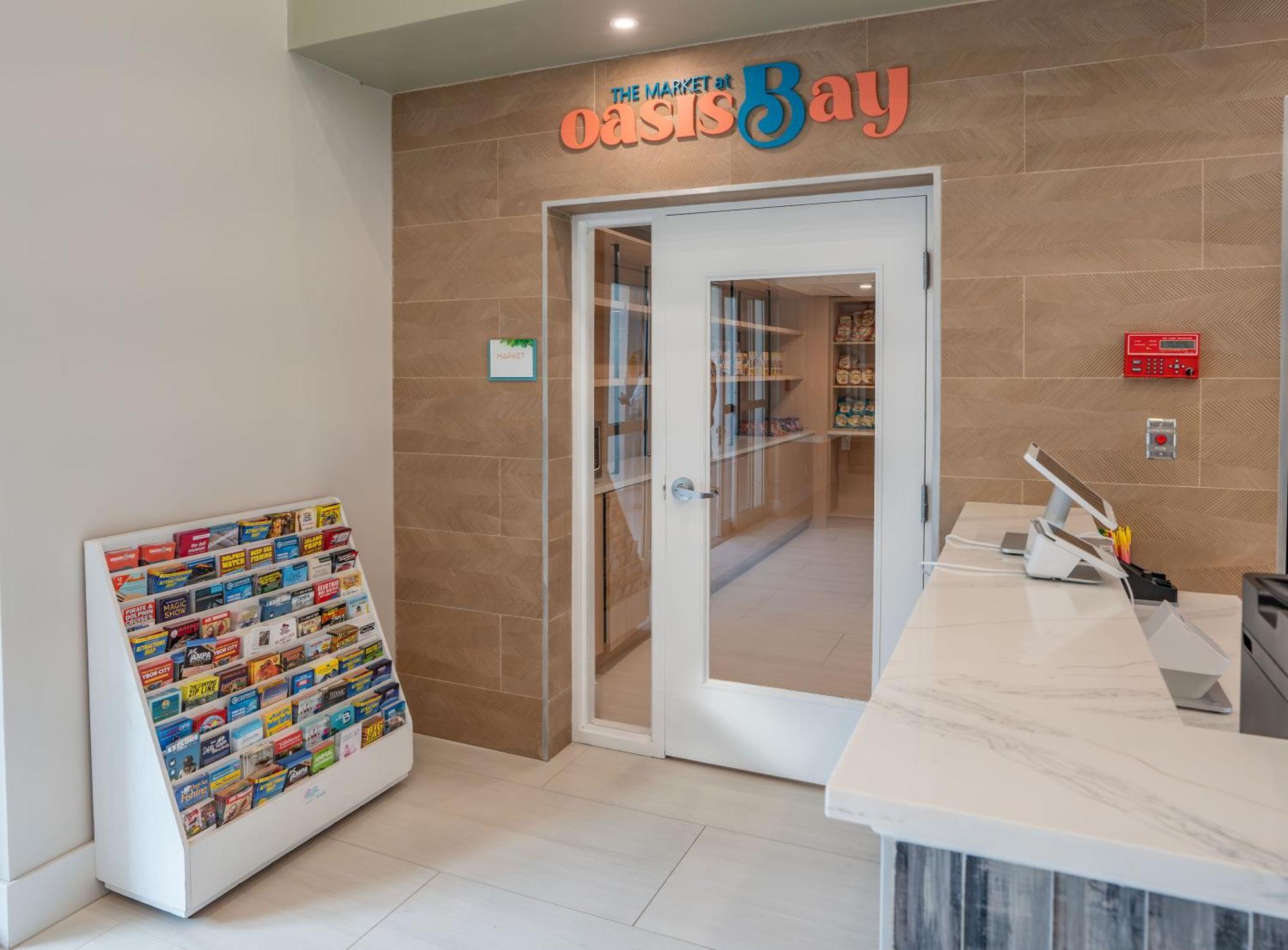 Oasis Bay Suites, Tampa, Busch Gardens, Usf ภายนอก รูปภาพ
